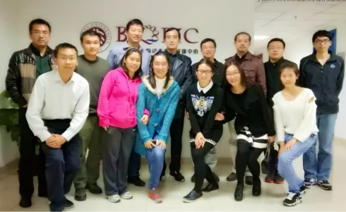 独家专访中国学者《Nature》子刊发布最大规模肺癌T细胞单细胞免疫图谱